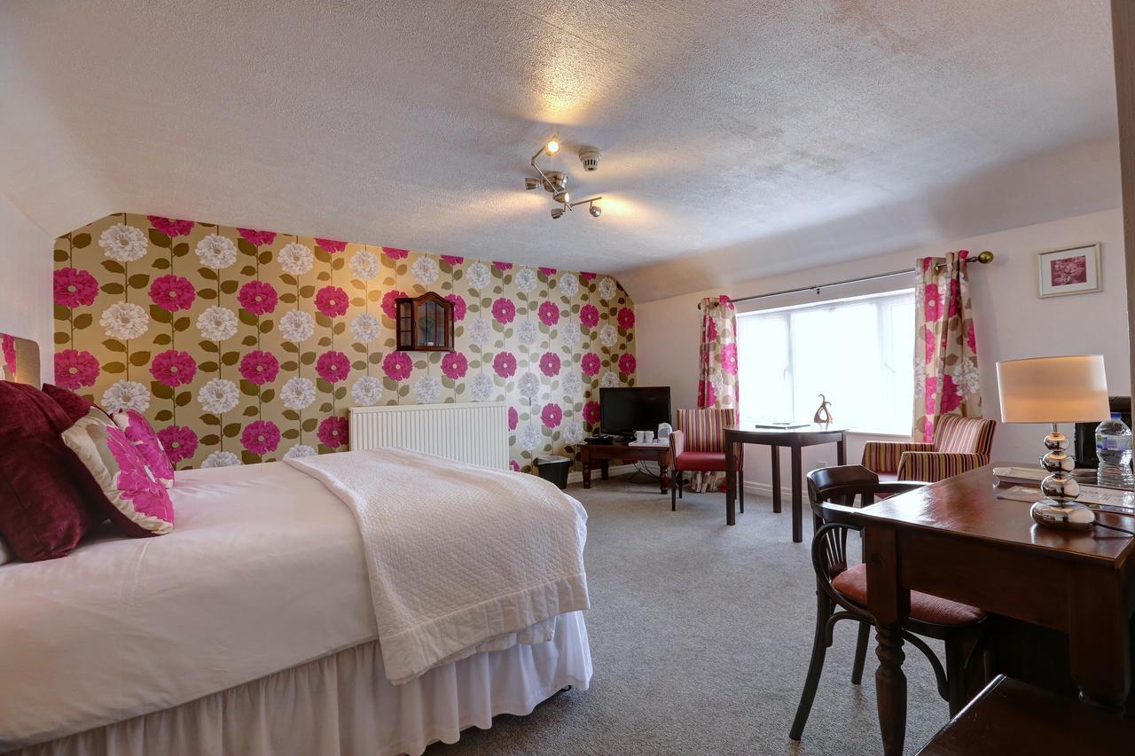 Manor Court Hotel Carnaby Zewnętrze zdjęcie