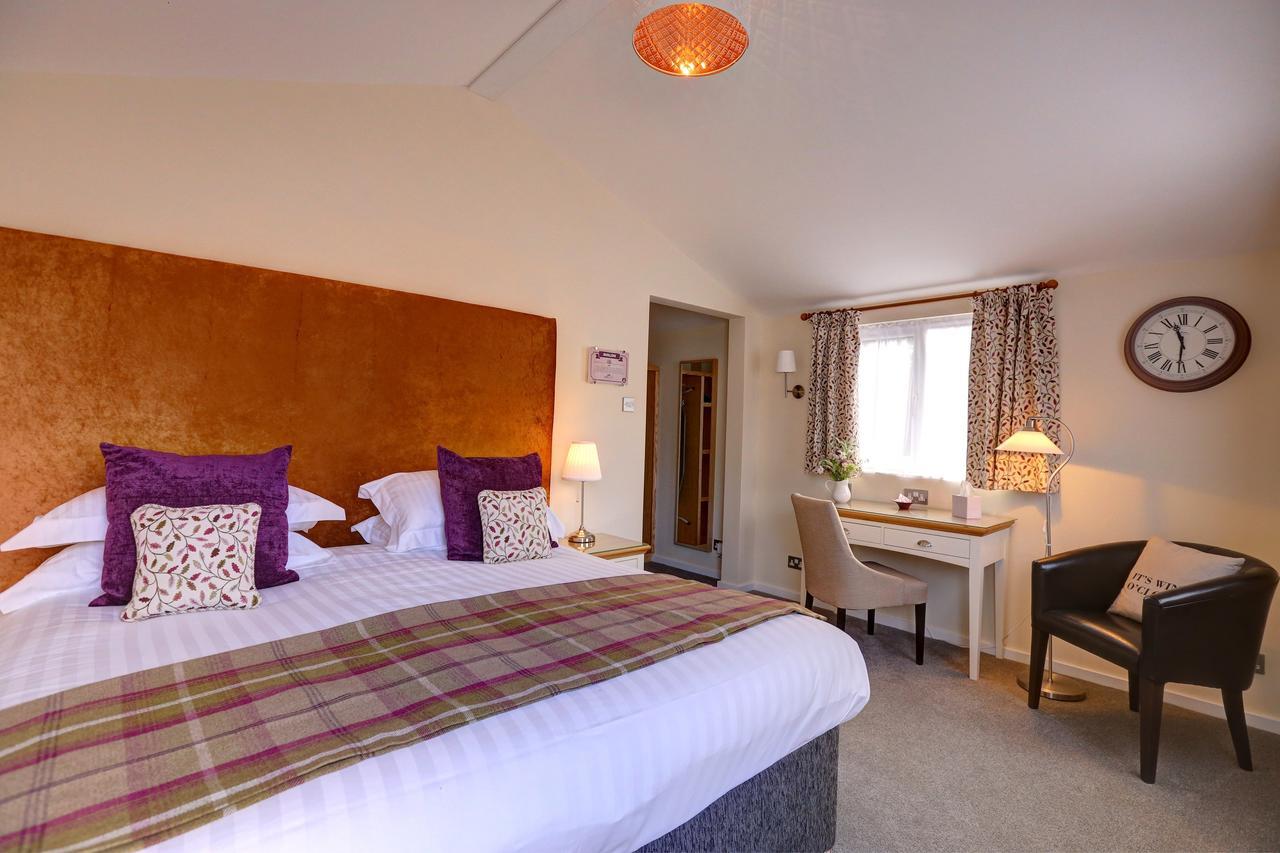 Manor Court Hotel Carnaby Zewnętrze zdjęcie