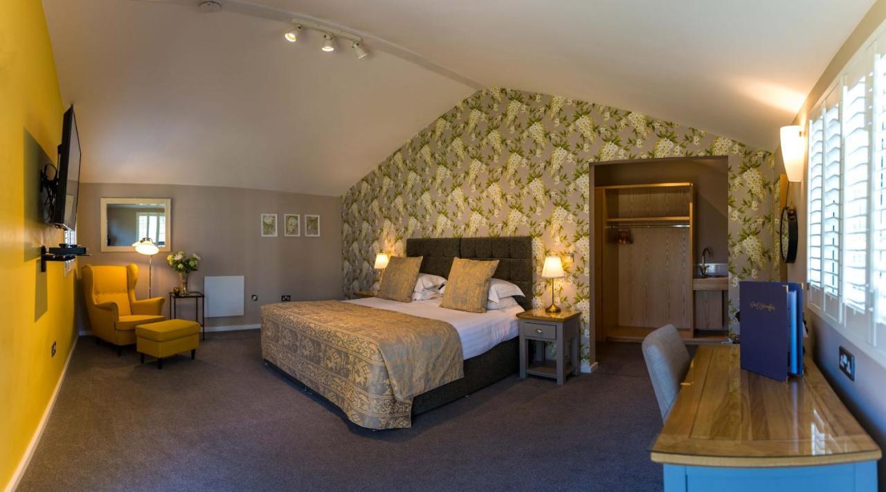 Manor Court Hotel Carnaby Zewnętrze zdjęcie